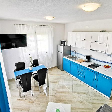 App La Vita E Bella - Azzurro Appartement Punat Buitenkant foto