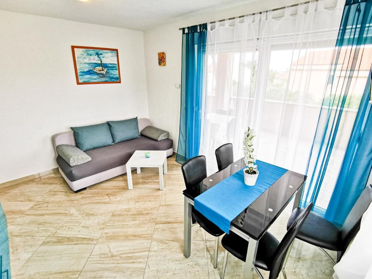App La Vita E Bella - Azzurro Appartement Punat Buitenkant foto